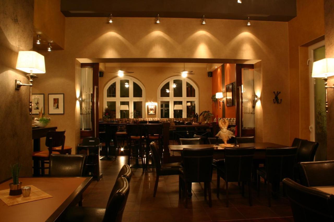 Hotel Restaurant Nassauer Loewen Dış mekan fotoğraf